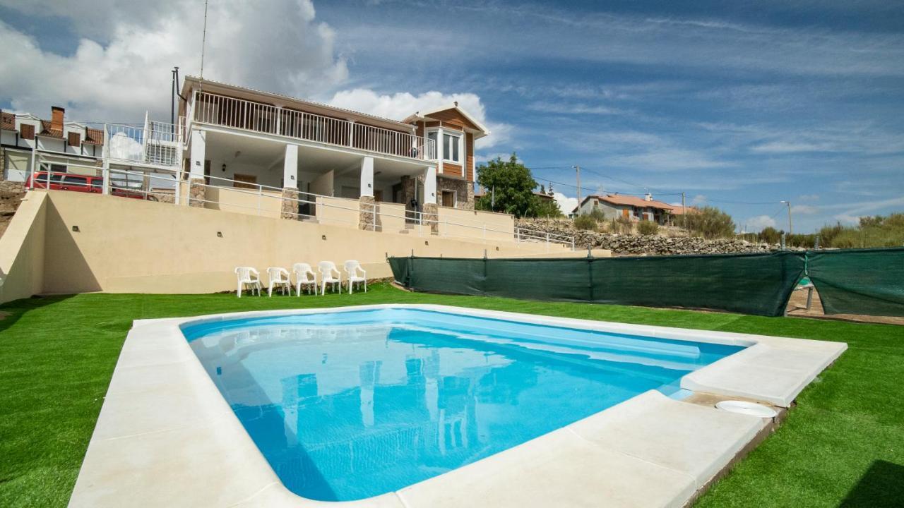 Villa De Gredos Navarredonda Extérieur photo